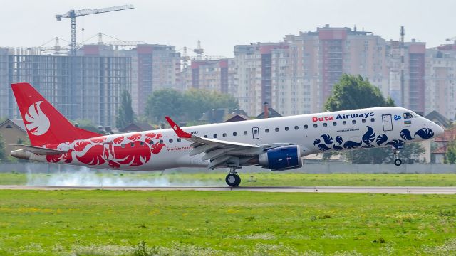 Embraer ERJ-190 (VP-BRU)