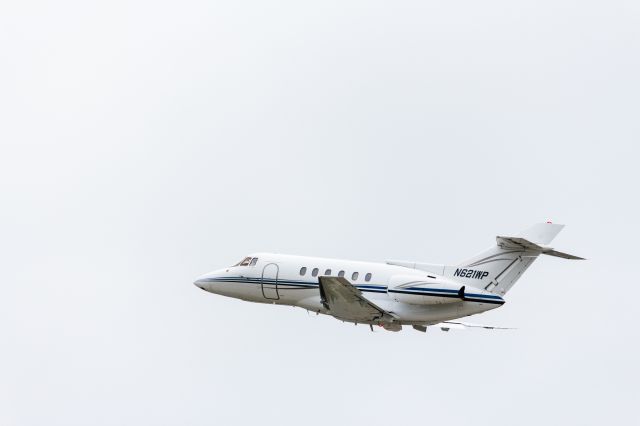 Hawker 800 (N621WP)