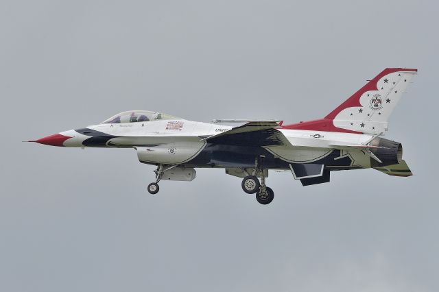 Lockheed F-16 Fighting Falcon — - #6