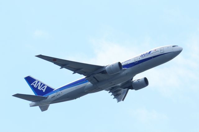 Boeing 777-200 (JA8967)