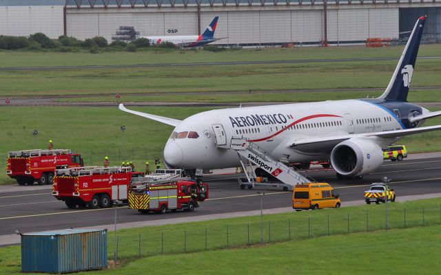 Boeing 787-8 (N961AM) - aeromexico b787-8 n961am diverted to shannon today 29/6/15 while enroute from mexico to paris due to an alarm in the cargo hold.