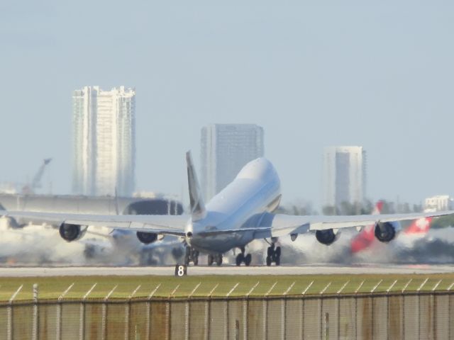 BOEING 747-8 (B-LJD) - A Spectacular Takeoff!!! A Cathay Pacific Cargo B747-8F