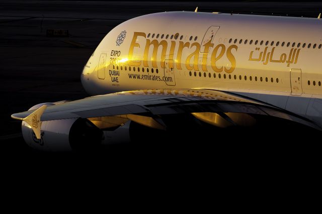 Airbus A380-800 —