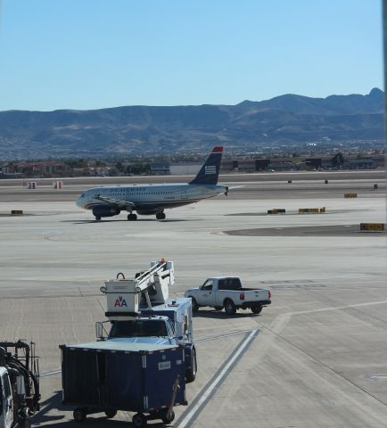 Airbus A319 (N808AW) - 013013 Outbound on bravo to 25R. A sign of things to come??