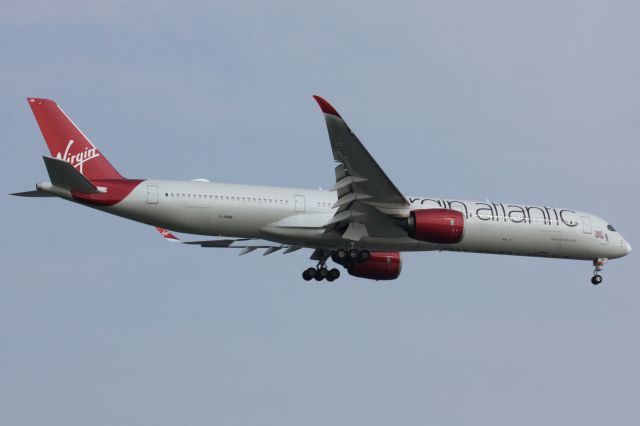 Airbus A350-1000 (G-VRNB) - One of several JFK weather diversions to BOS on 7/18/23. 