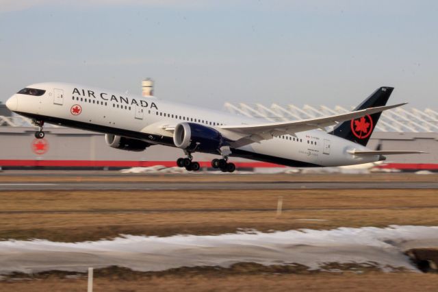 Boeing 787-9 Dreamliner (C-FSBV) - ACA5 to Tokyo Narita.