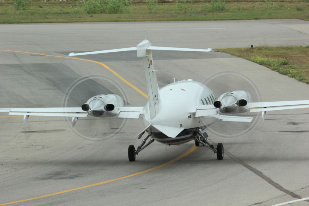 Piaggio P.180 Avanti (D-IIVA)
