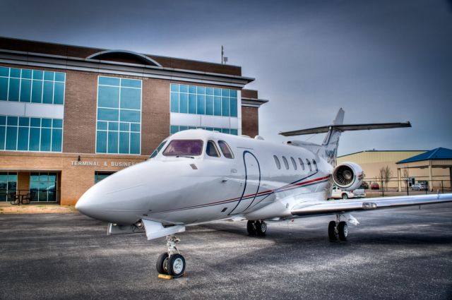 Hawker 800 (N406J)