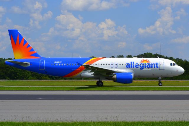 Airbus A320 (N260NV) - Taxiing at KJQF - 8/6/18