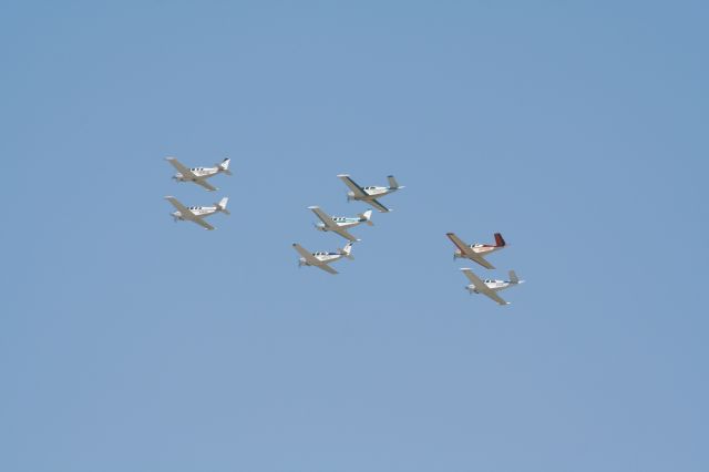 Beechcraft Bonanza (33) (N502TJ) - Texas V-Tails