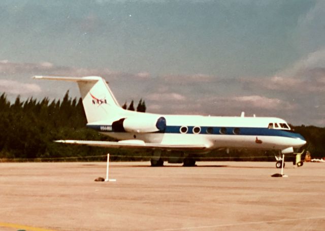 Gulfstream American Gulfstream 2 (N944NA) - Taken 1998 during the open house event for NASA employees at the Shuttle Landing Facility.