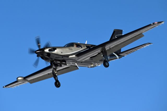 Piper Malibu Meridian (C-FACN) - 2021 Piper PA-46-M600 (C-FACN/46-98197) arriving at Peterborough Airport (CYPQ) from Toronto/Buttonville Municipal Airport (CYKZ) on Jan 20, 2022