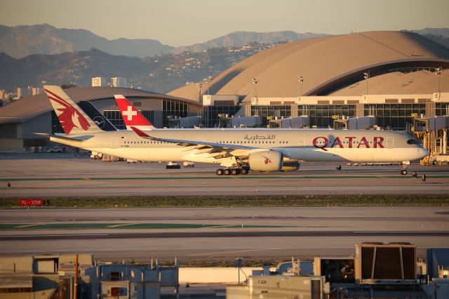 Airbus A350-1000 (A7-ANM)