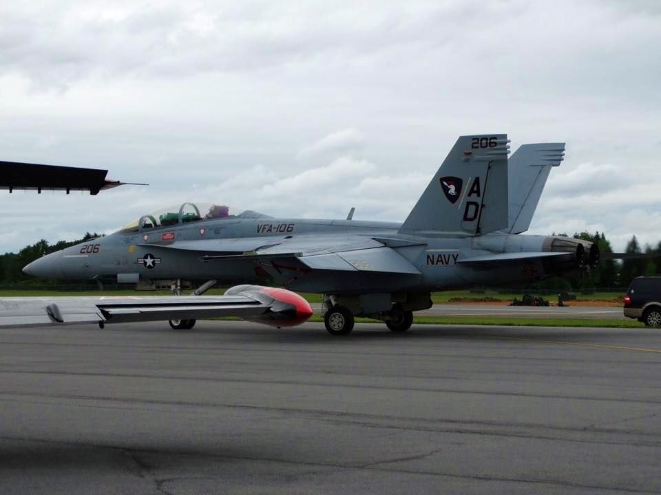 McDonnell Douglas FA-18 Hornet (16-6467)