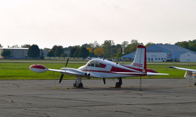 Cessna 310 (N261OC) - Cessna 310 N261OC in Ann Arbor 