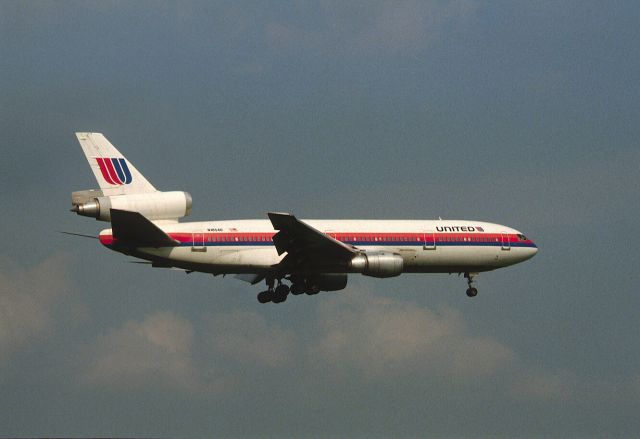 McDonnell Douglas DC-10 (N1854U) - Final Approach to Narita Intl Airport Rwy16 on 1987/08/16