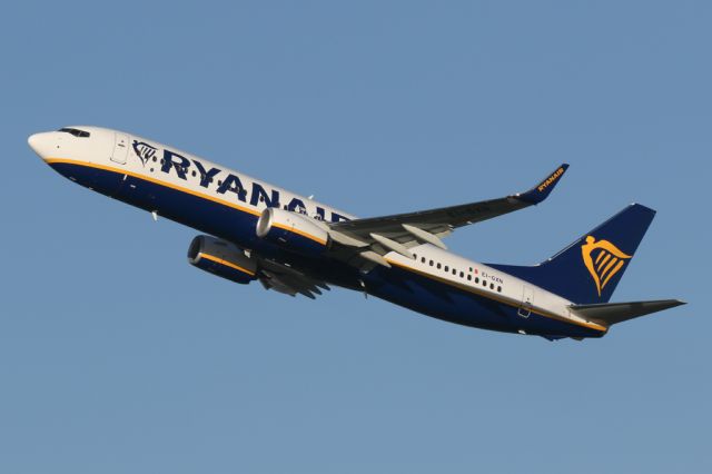 Boeing 737-800 (EI-GXN) - RYR555 departs to Dublin with the last B737-800 delivered to Ryanair.  Next come the MAXs.