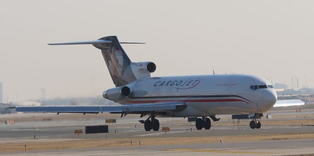 BOEING 727-200 (C-FCJU)