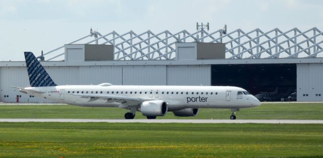 EMBRAER ERJ-190-400 (C-GKQS) - Taxiing to parking is this 2023 Porter Airlines Embraer E195-E2 in the Spring of 2024.
