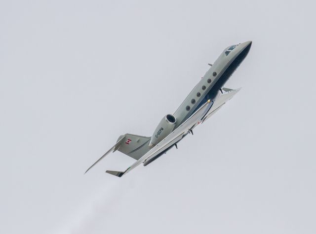 Gulfstream Aerospace Gulfstream IV (C-GCPM) - Spectacular take off for this G-IV as it departs YYZ from runway 23. Registered to P.M.Air Ltd.