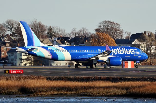 Airbus A220-300 (N3241J)
