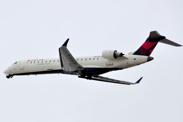 Canadair Regional Jet CRJ-700 (N659CA)