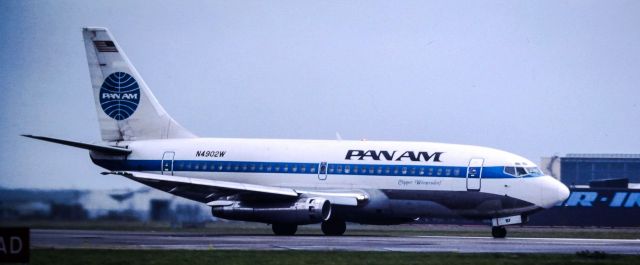 Boeing 737-700 (N4902W) - "Clipper Wilmersdorf"  1982