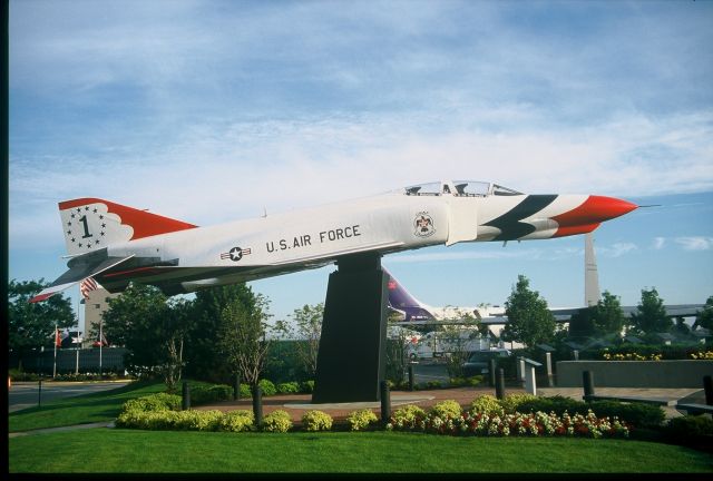 — — - This photograph taken at Burke Lakefront Airport in Cleveland,Ohio.F-4 PHANTOM THUNDERBIRD