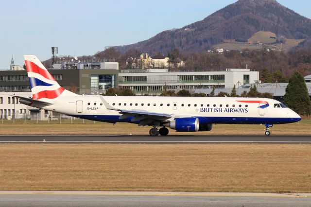 Embraer ERJ-190 (G-LCYP)