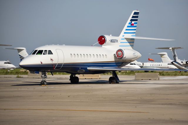 Dassault Falcon 900 (N550TH) - Good looking F900 in town for the race on 05-29-22