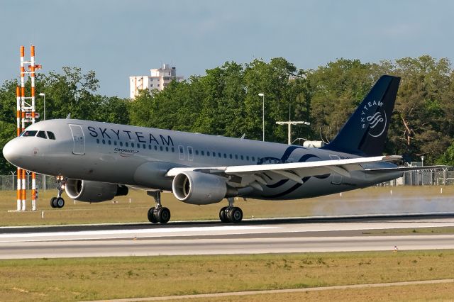 Airbus A320 (VP-BDK)