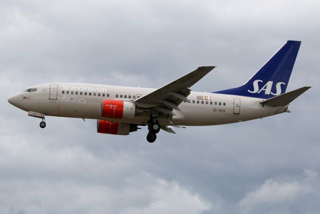 Boeing 737-700 (SE-RER)