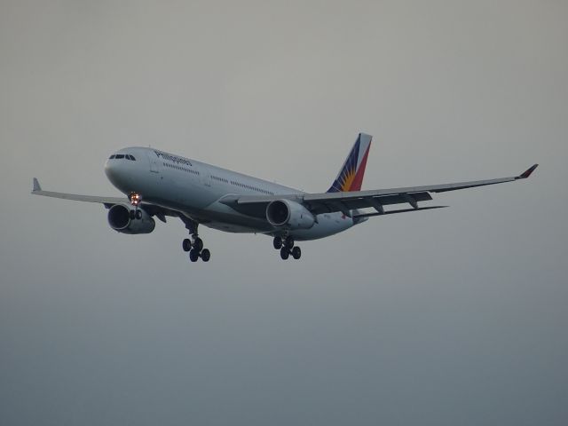 Airbus A330-300 (RP-C8711)
