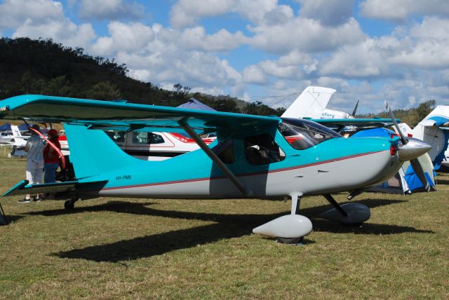 VH-PNN — - GS-2 Sportsman looked neat as a pin at Raglan recently. Note the quality of the paintwork.