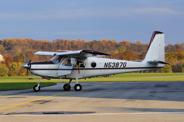 HELIO U-10 Super Courier (N5387G) - Seen at KFDK on 11/1/2009.      a href=http://discussions.flightaware.com/profile.php?mode=viewprofile&u=269247  [ concord977 profile ]/a