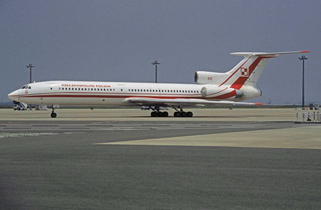 Tupolev Tu-154 (N102) - Parked at Tokyo-Haneda Intl Airport on 1999/07/01