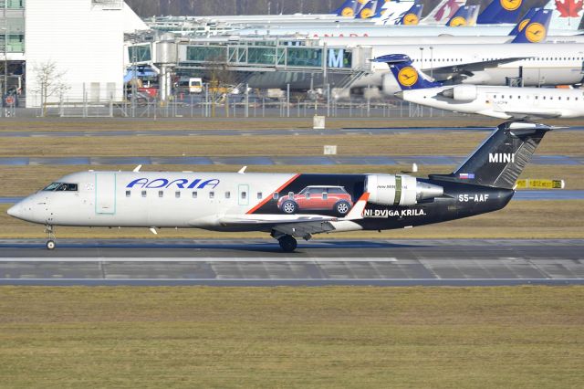 Canadair Regional Jet CRJ-200 (S5-AAF)