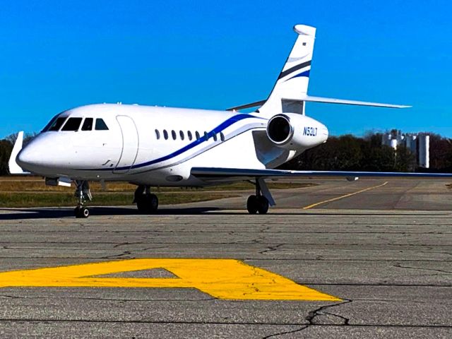 Dassault Falcon 2000 (N53LT)