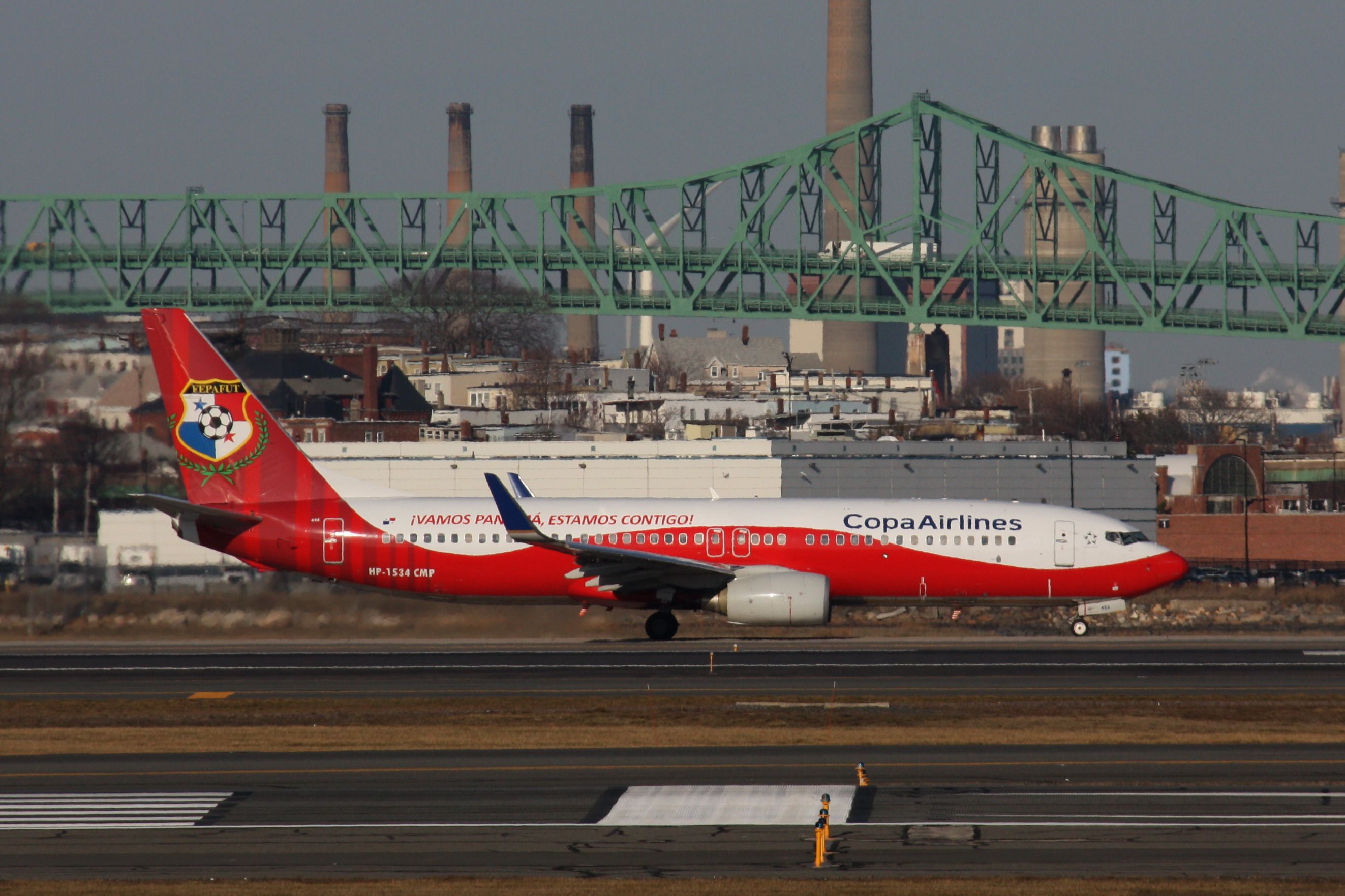 Boeing 737-800 (HP-1534CMP)