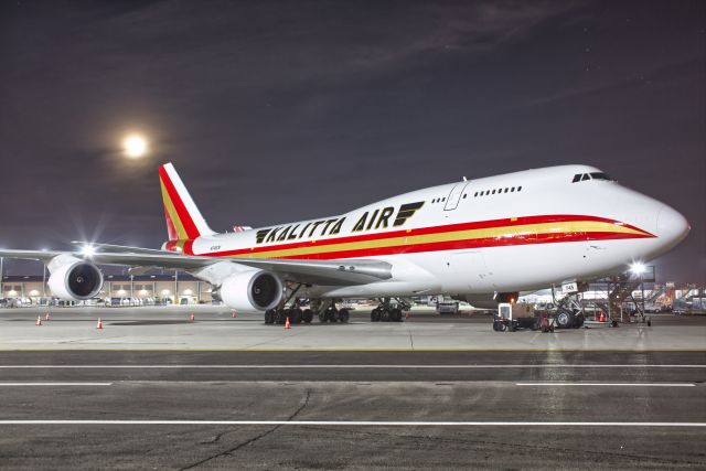 Boeing 747-400 (N745CK)