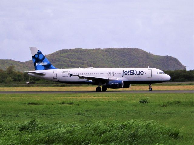 Airbus A320 (N634JB)
