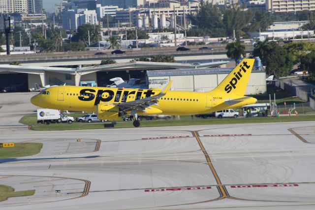 Airbus A320neo (N933NK)