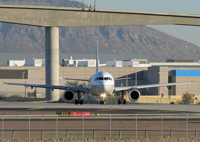 Boeing 737-800 (N562AS)