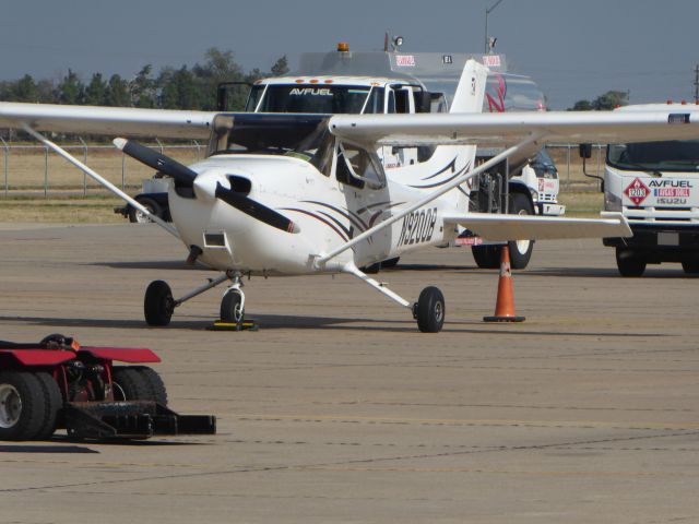 Cessna Skyhawk (N9200B)