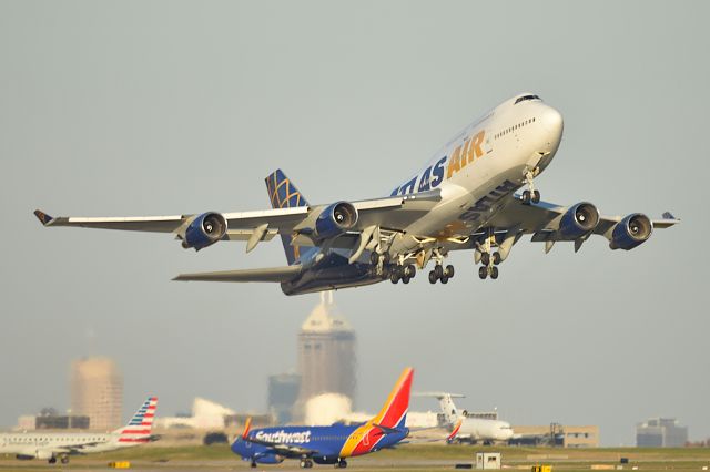 Boeing 747-400 (N322SG) - 23-R 10-19-24