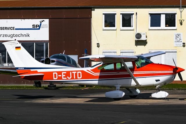 Cessna Skylane (D-EJTD)