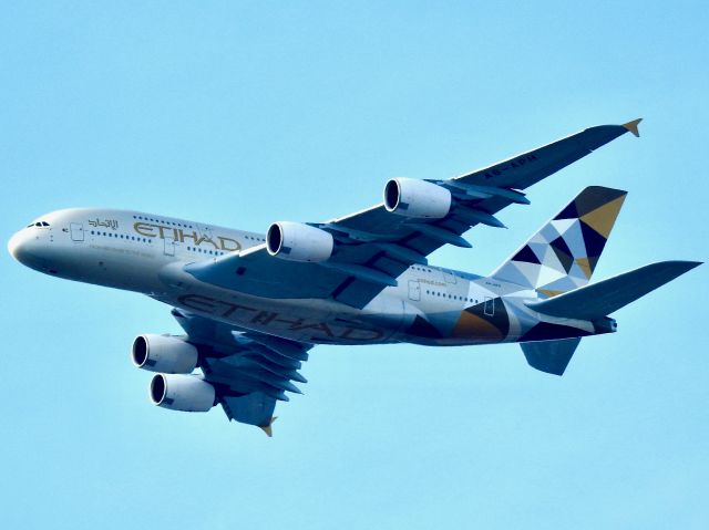 Airbus A380-800 (A6-APH) - ETD101 AUH-JFK