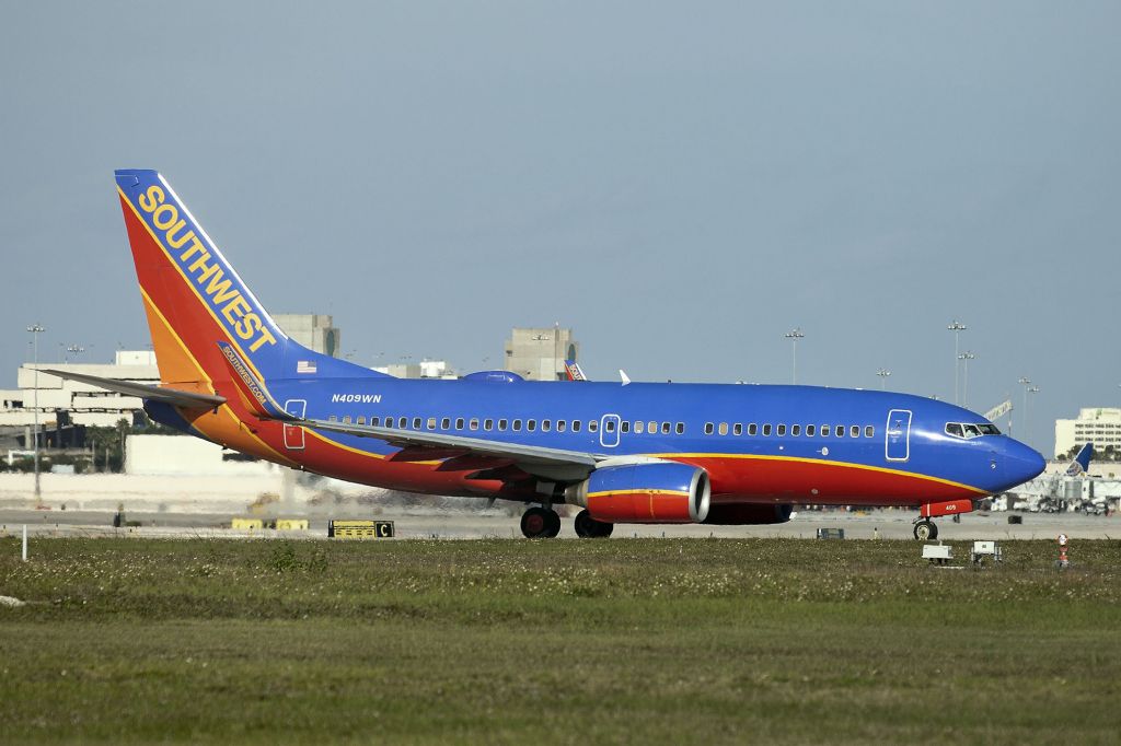 Boeing 737-700 (N409WN) - At hold prior to take off