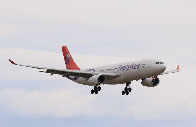 Airbus A330-300 (B-22101)