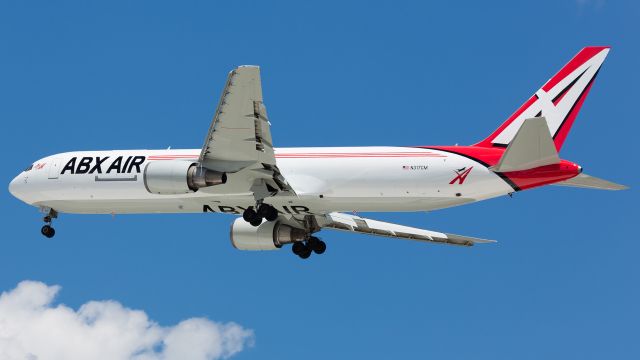 BOEING 767-300 (N317CM) - newley painted ABX ariveing at CVG from Roswell